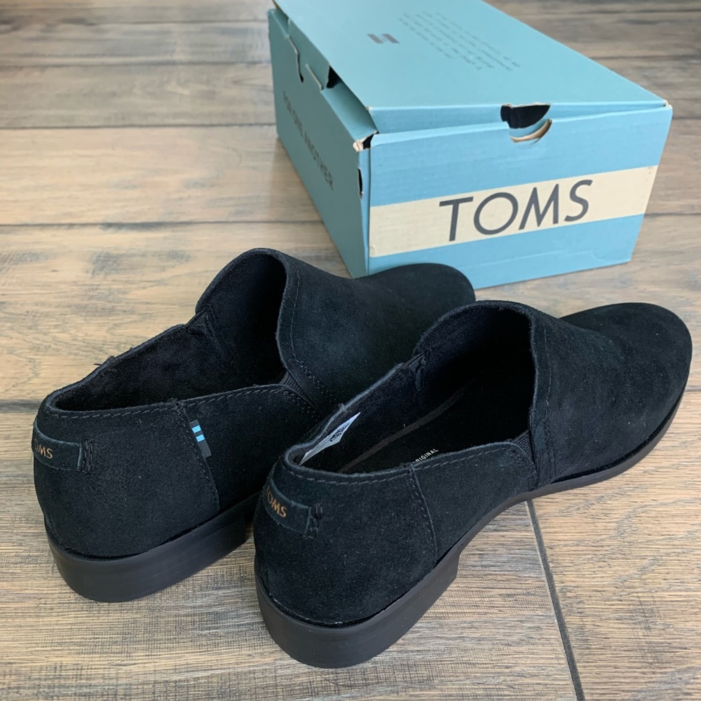 NWT Toms Shaye Low Black Suede Size 7